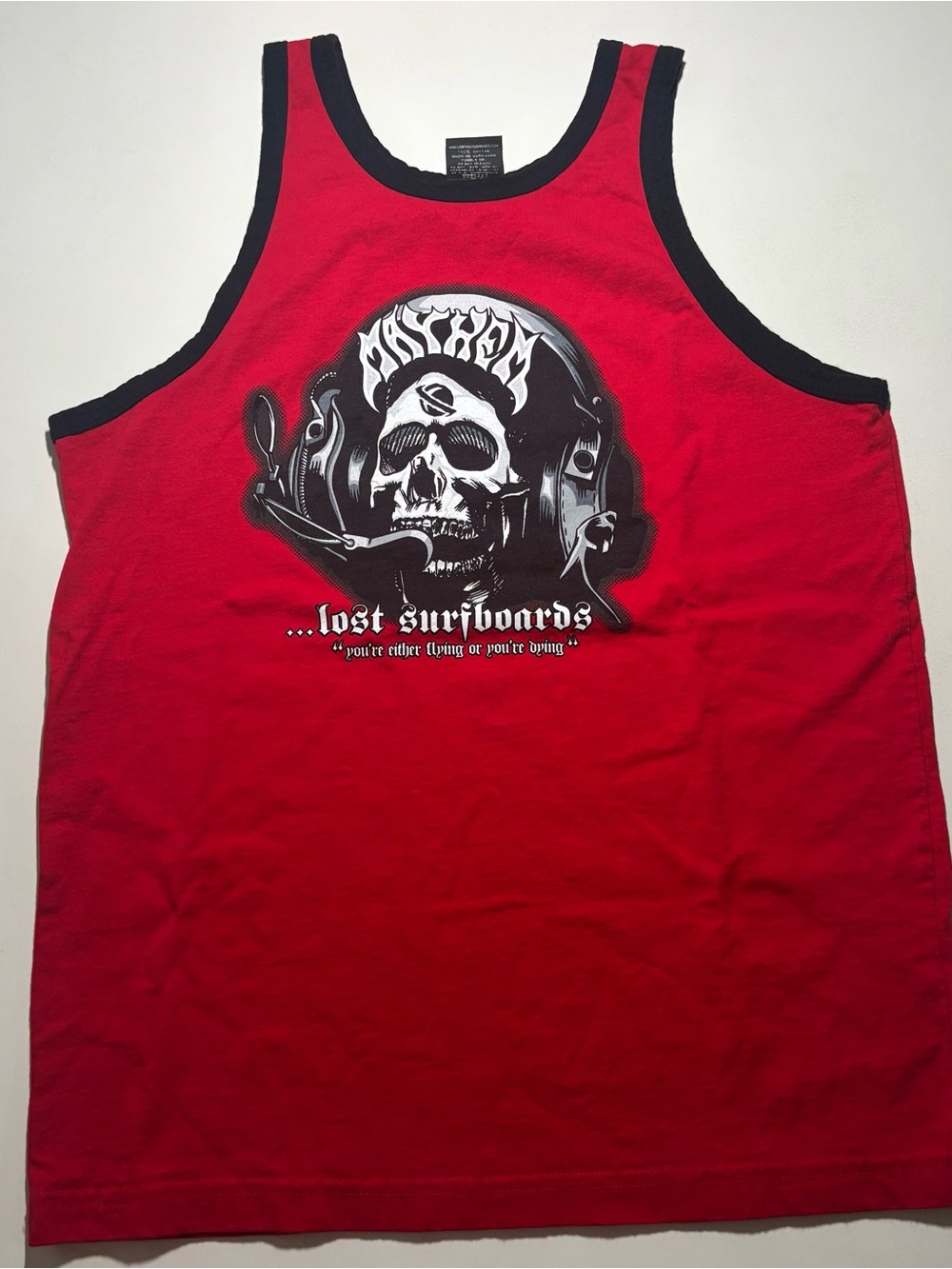 Vintage Lost Surfboards skull red Y2K tank top graphic tee